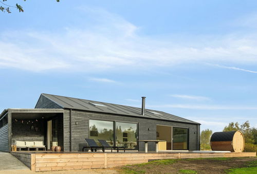 Villa 4 bedroom Knebel