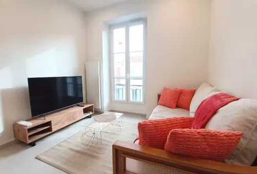 Apartment 1 bedroom Nice