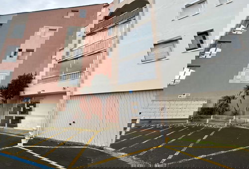 Cap d'Agde (34) Appartement rénové vue sur le chenal 
Proximité direct avec...