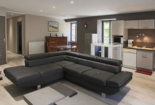 Holiday cottage in the heart of the village of Curemonte, one of the Most...